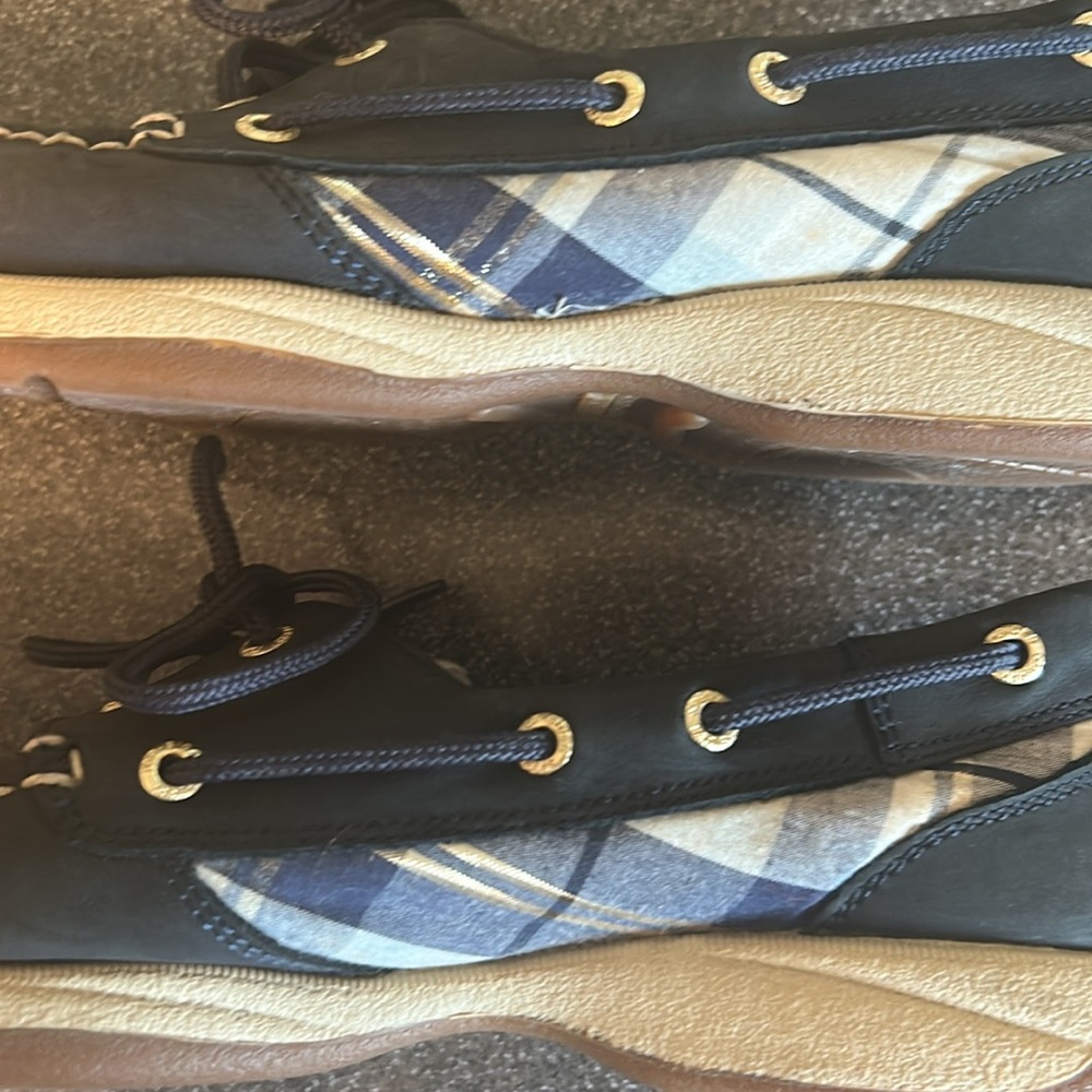 Sperry Top Siders. Navy with plaid accents. Size 9. - Picture 5 of 7
